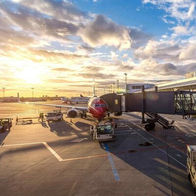 当交通危机席卷展会经济：从美国"旅行损失10亿美元"看行业风险与应变